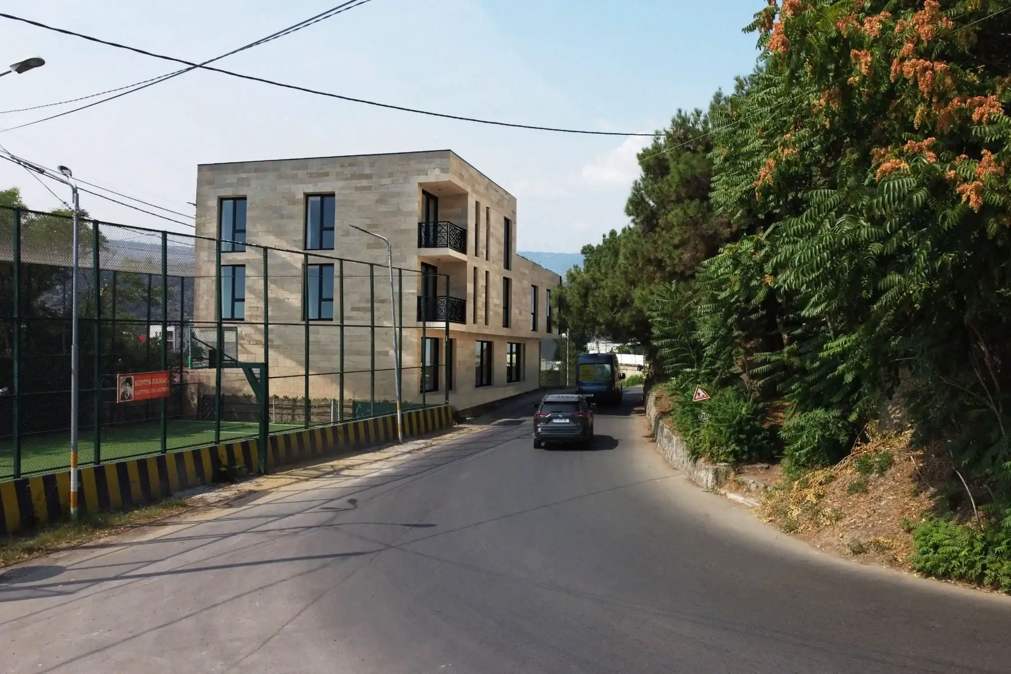 Tbilisi Real Estate – 2 ფოტომონტაჟი 24.10.25 ფოტომონტაჟი ..